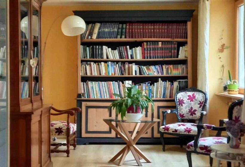 مبيت وإفطار Chambres D'hôtes Les Charmettes