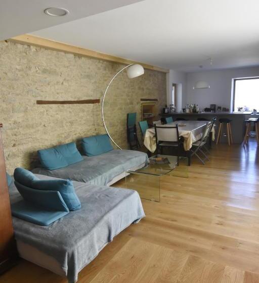 مبيت وإفطار Chambres D'hôtes Les Charmettes