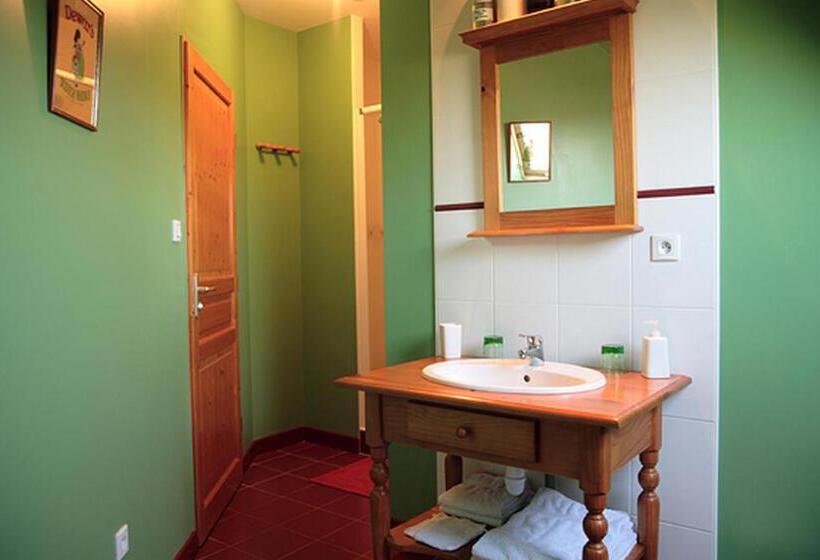 مبيت وإفطار Chambres D'hôtes Les Charmettes