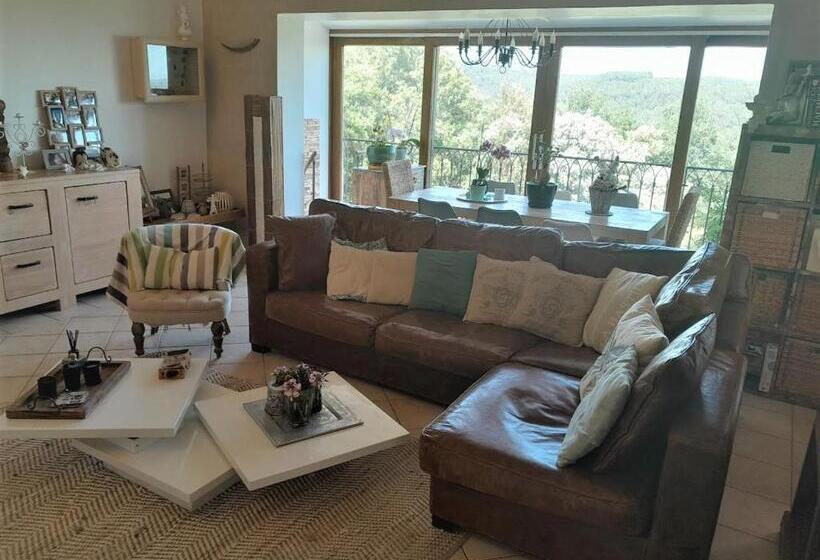 צימר Domaine De La Borie Yourhosthelper