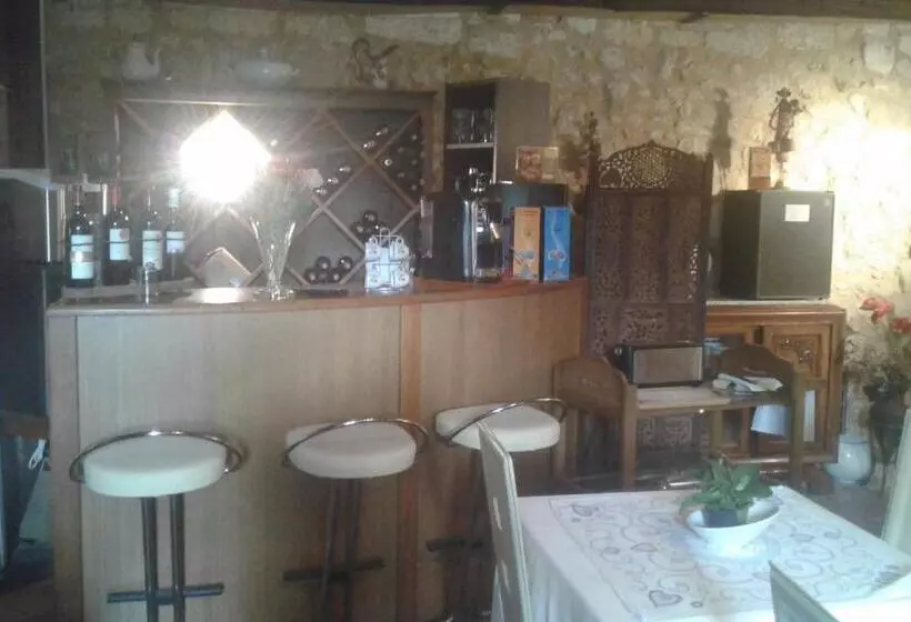 Aamiaismajoitus (B&B) L Etape