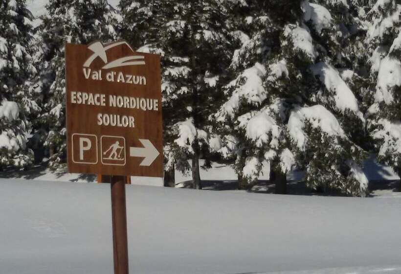 مبيت وإفطار Gîte Chalet Du Soulor