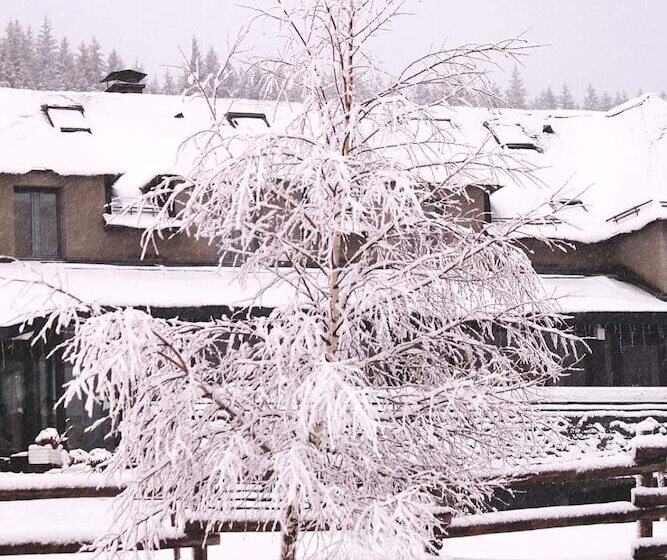 مبيت وإفطار Gîte Chalet Du Soulor