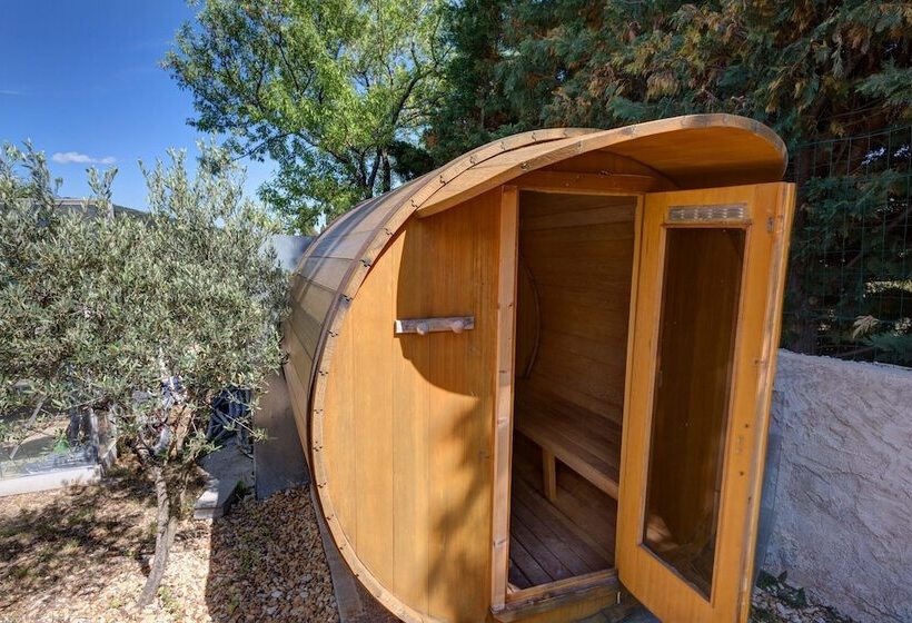 민박 Les Gargoulettes