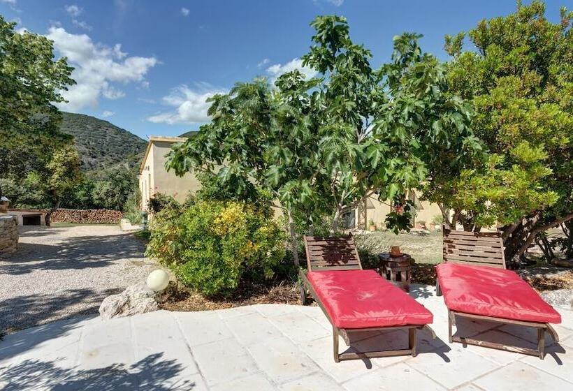 민박 Les Gargoulettes