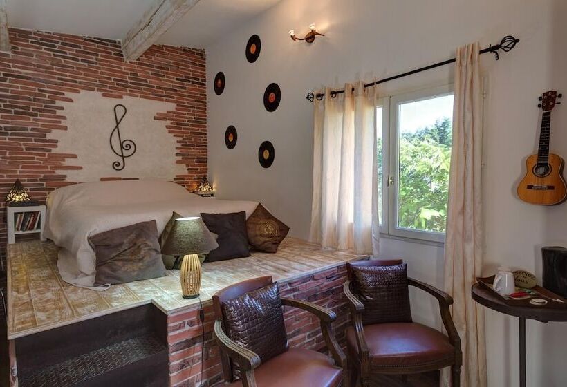 민박 Les Gargoulettes