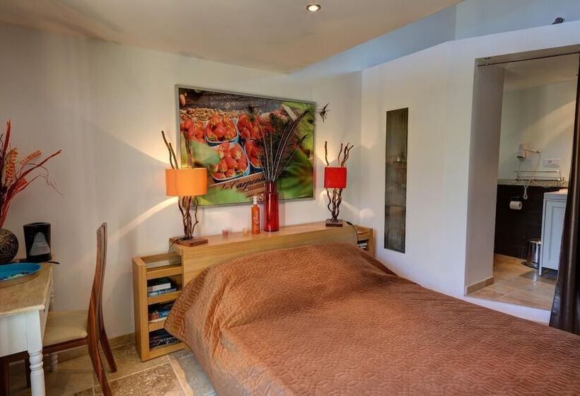 민박 Les Gargoulettes