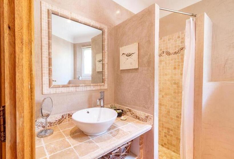 ベッドアンドブレックファースト Mas De L Olivette