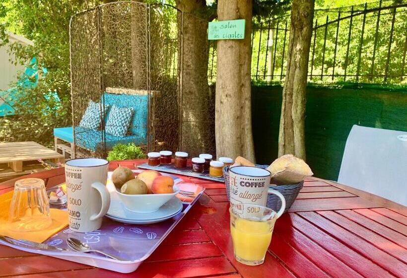 צימר Mas Saint Ange