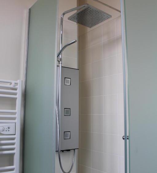 Aamiaismajoitus (B&B) Villa Elyane