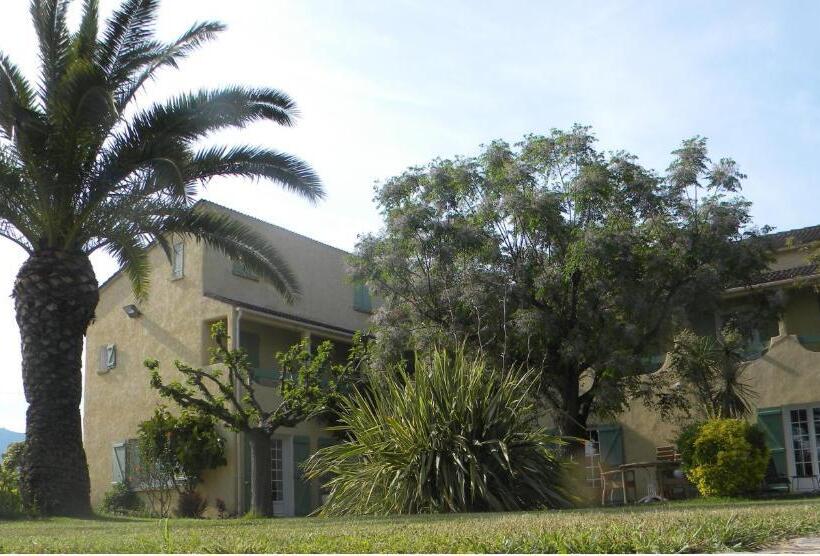 فندق Auberge Les Oliviers