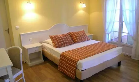 هتل Auberge Les Oliviers