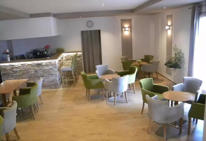 هتل Auberge Les Oliviers