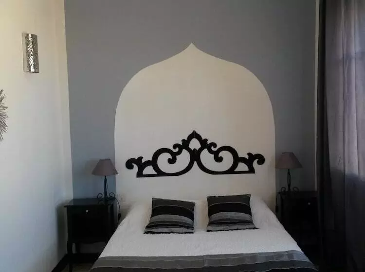 Hotel De Thau