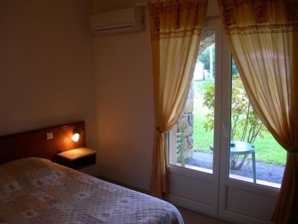 ホテル Hôtel De La Madeleine à Tornac