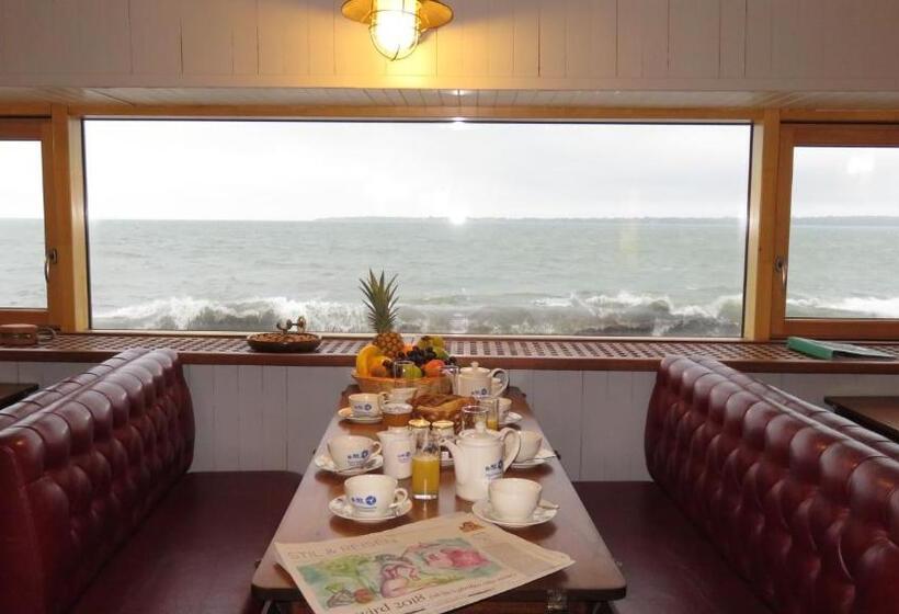 בית מלון כפרי Hôtel Kermor