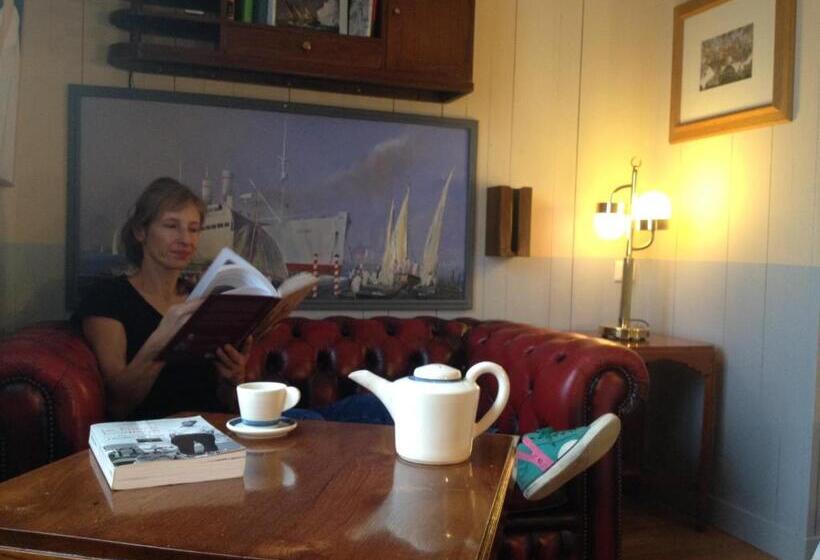 בית מלון כפרי Hôtel Kermor