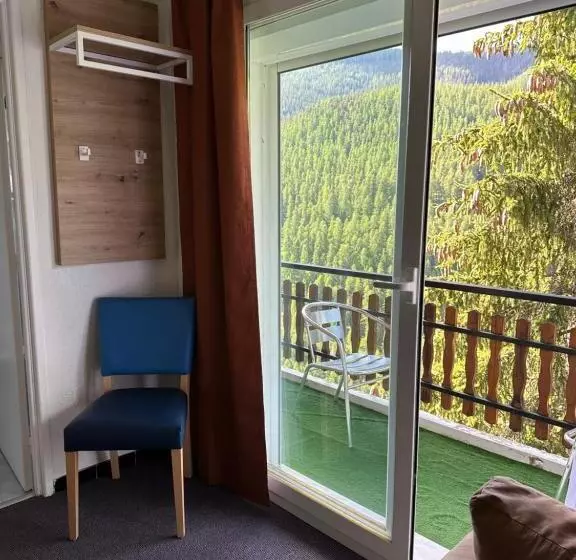 ホテル Hôtel Le Blainon