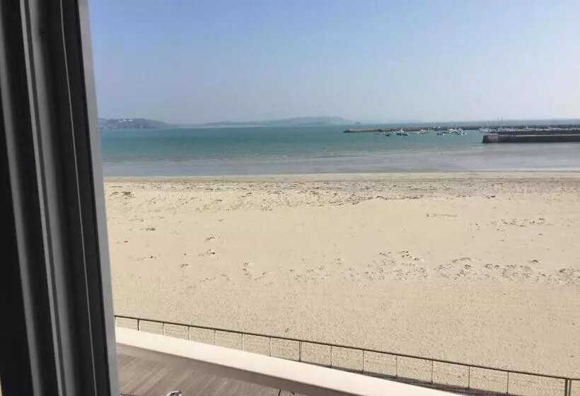 Hotel Hôtel & Restaurant De La Plage