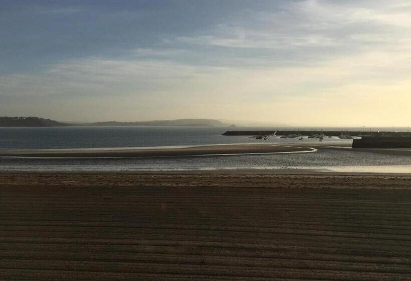 בית מלון כפרי Hôtel & Restaurant De La Plage