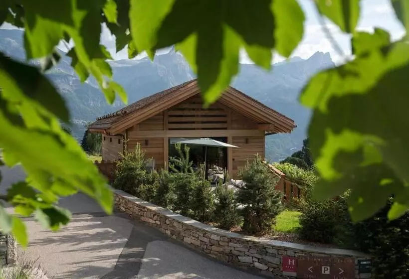 هتل Hôtel Restaurant La Ferme De Cupelin