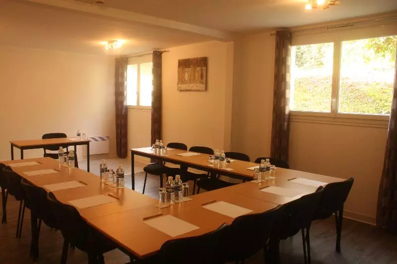 Latitude Ouest Hotel Restaurant & Spa