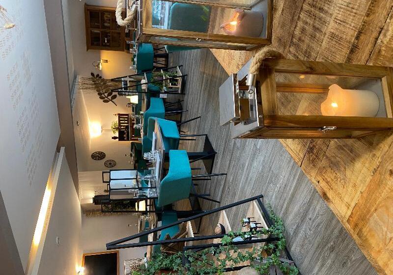 Latitude Ouest Hotel Restaurant & Spa