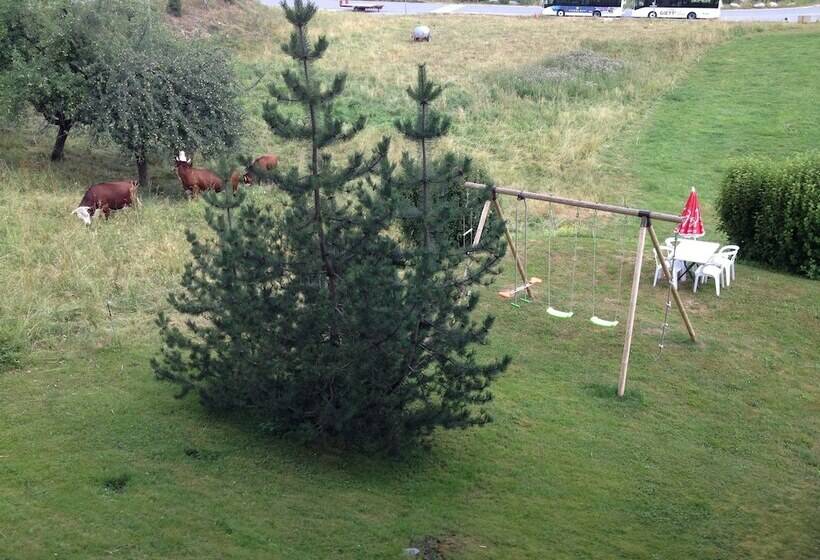 בית מלון כפרי Les Granits