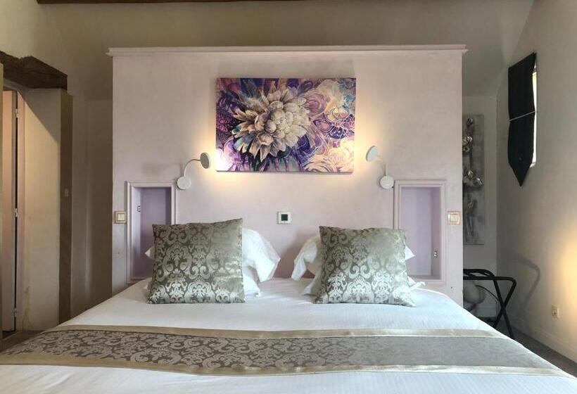 ホテル Logis Hôtels Troglododo