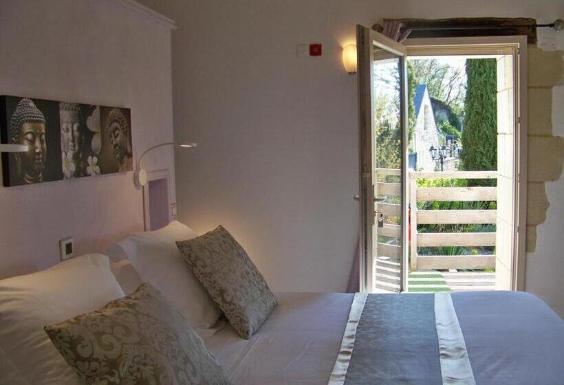 ホテル Logis Hôtels Troglododo