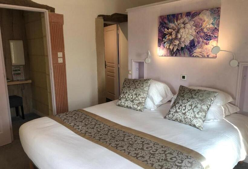 ホテル Logis Hôtels Troglododo