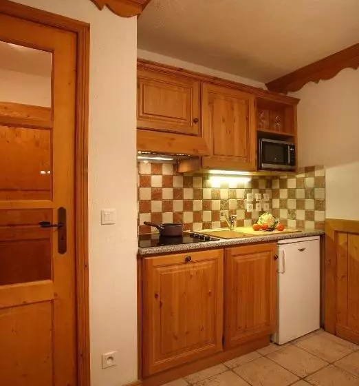 Residenssi Chalet Des Neiges Oz En Oisans