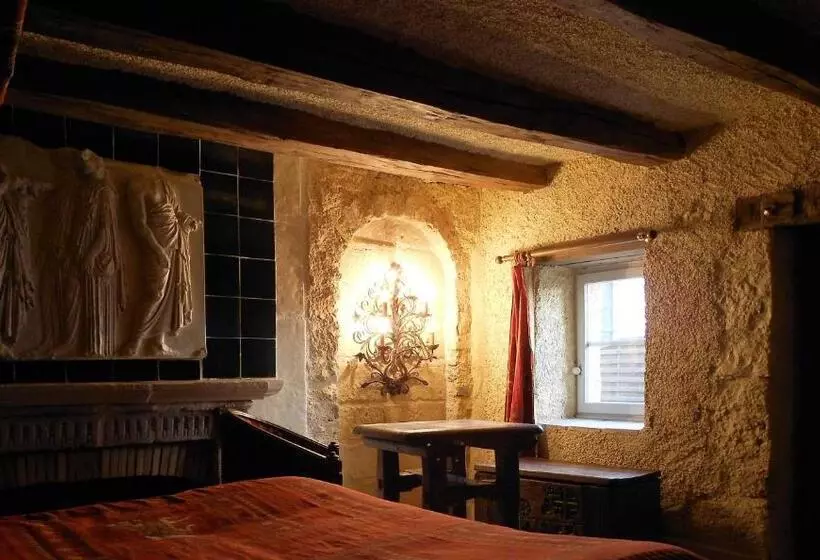 ベッドアンドブレックファースト Auberge De L Abbatiale