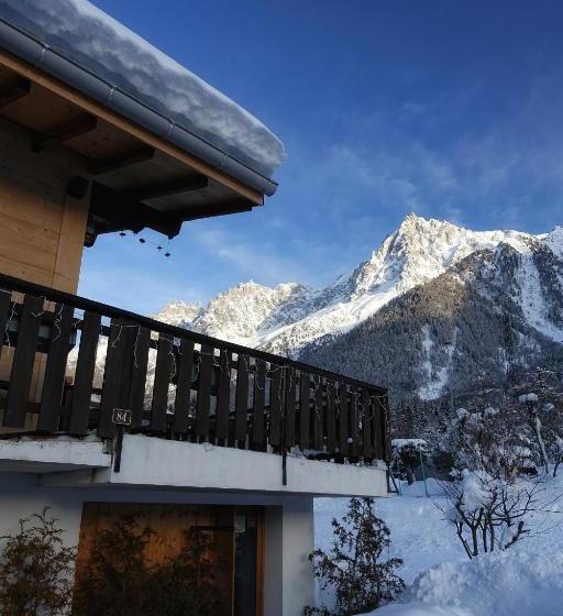 Bed and Breakfast Chalet De Pascaline
