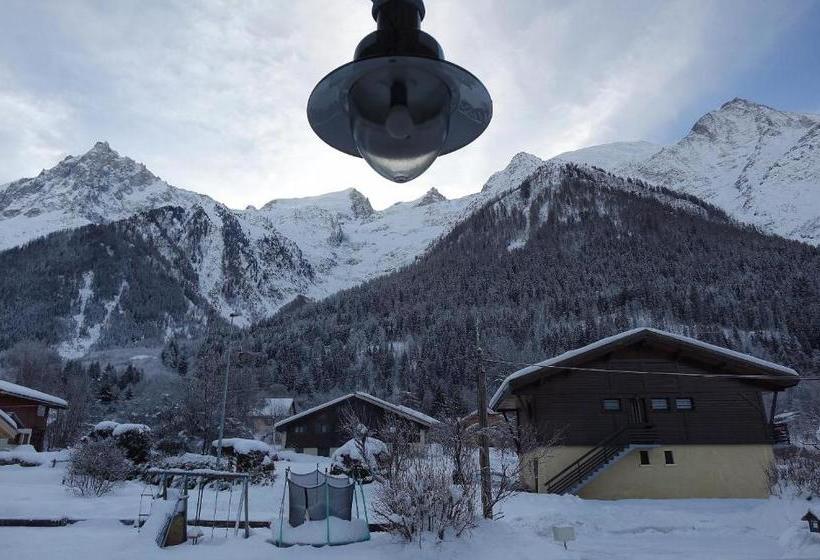 Bed and Breakfast Chalet De Pascaline