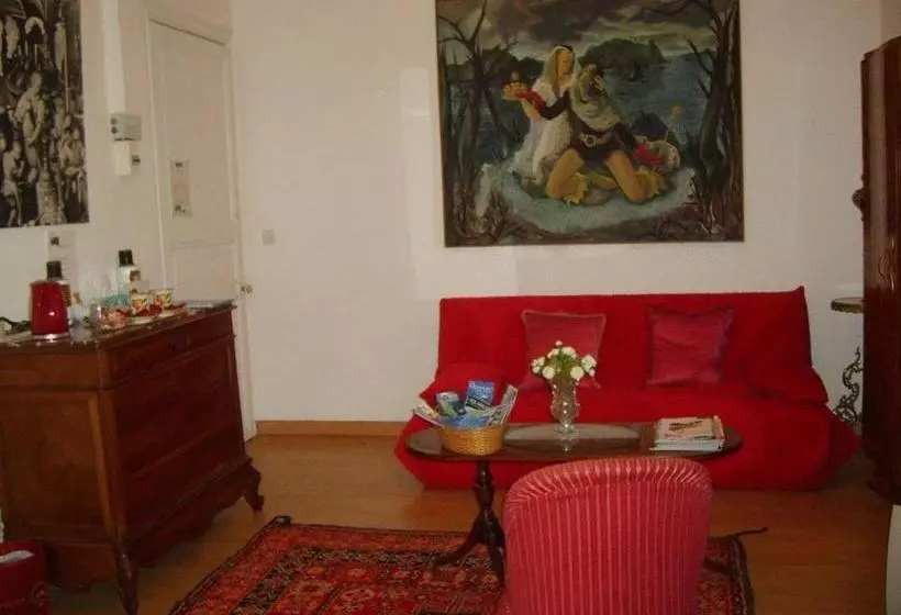 Aamiaismajoitus (B&B) Lalobema