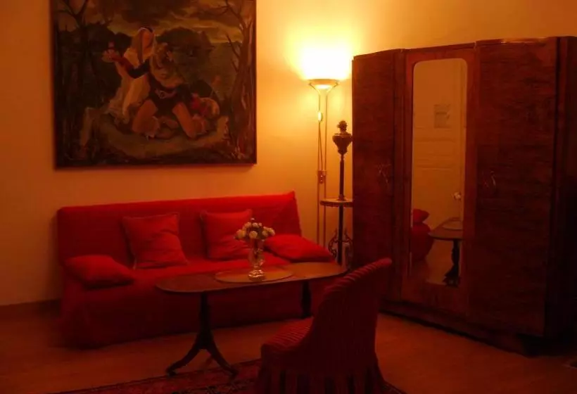 Aamiaismajoitus (B&B) Lalobema