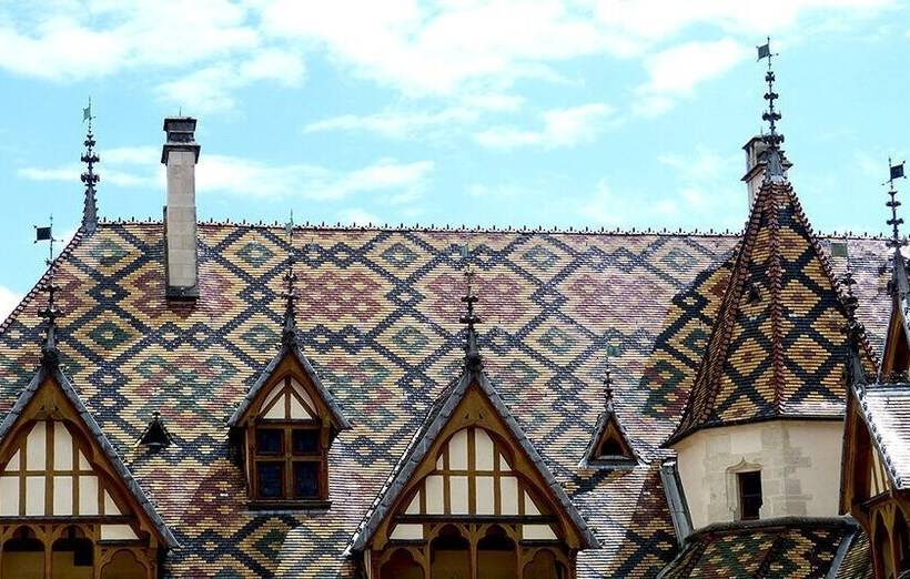 مبيت وإفطار Les Demoiselles De Ladoix