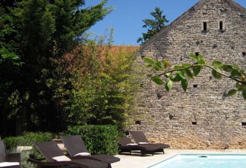 مبيت وإفطار Les Demoiselles De Ladoix