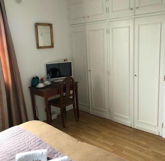 צימר Villa Antoline