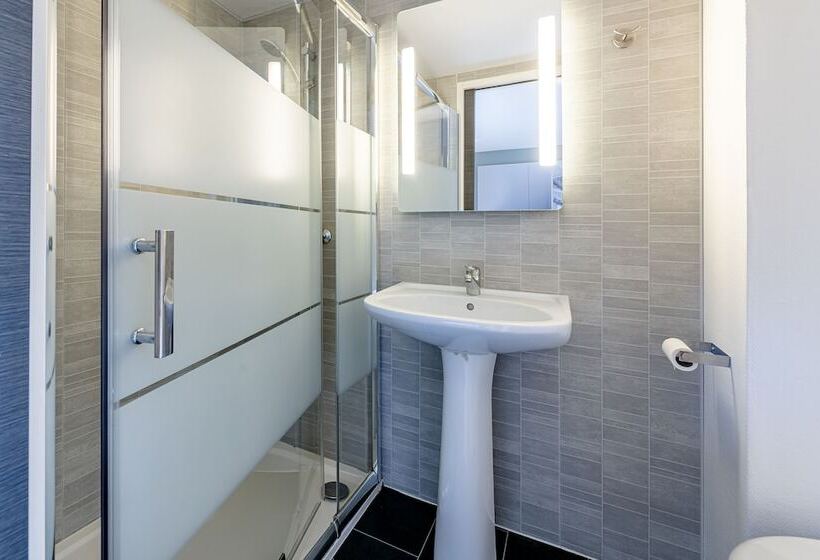 B&b Hotel Bordeaux Le Haillan