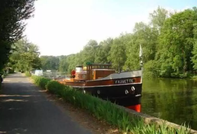 Hotelli De La Tour