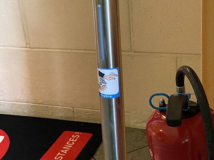 בית מלון כפרי De La Tour