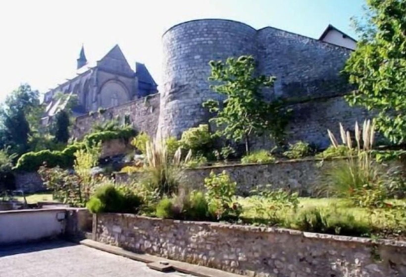 בית מלון כפרי De La Tour