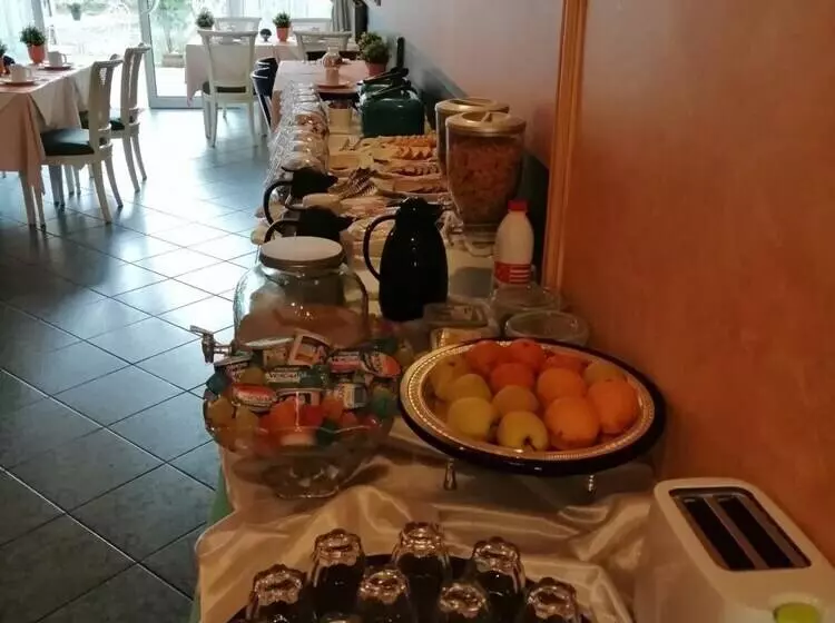Hotelli De La Tour