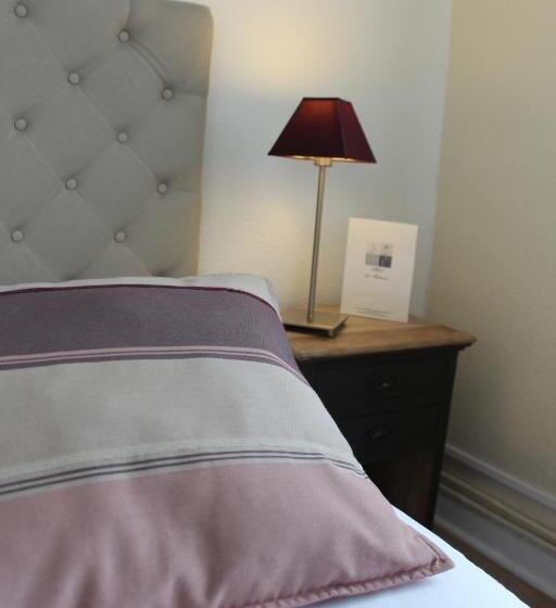 فندق Des Falaises