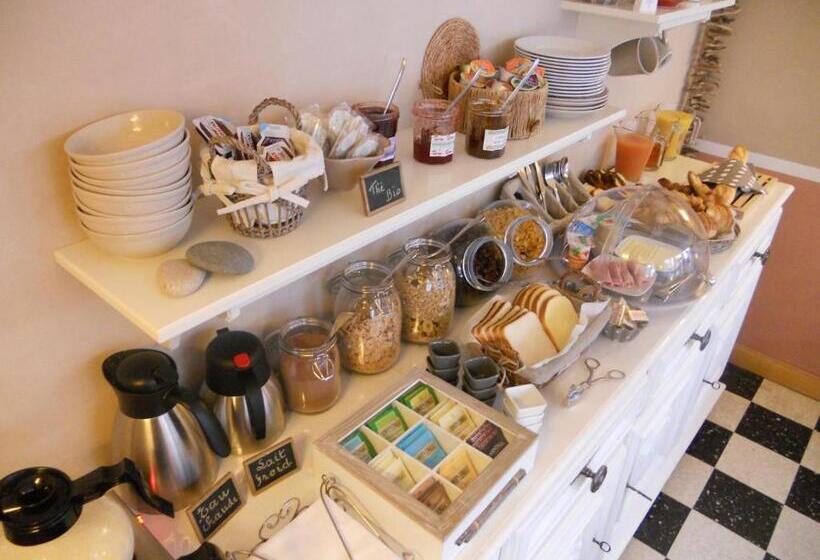 فندق Des Falaises