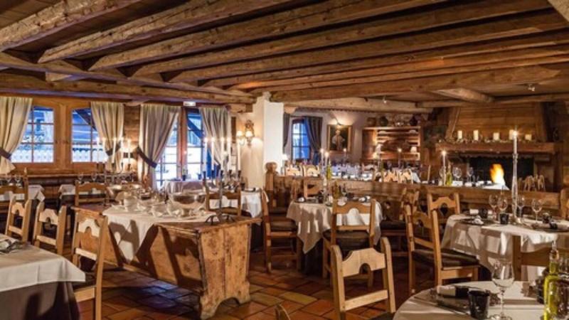 فندق Fer A Cheval