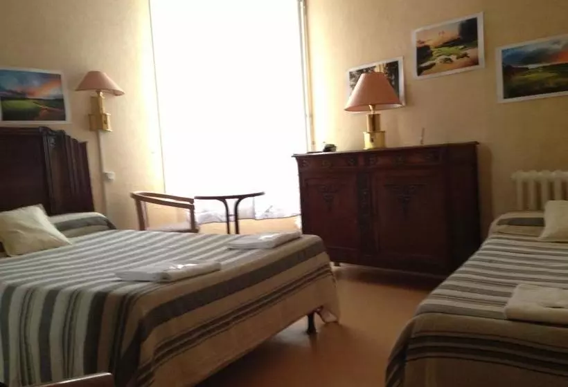 هتل Hôtel D Alsace