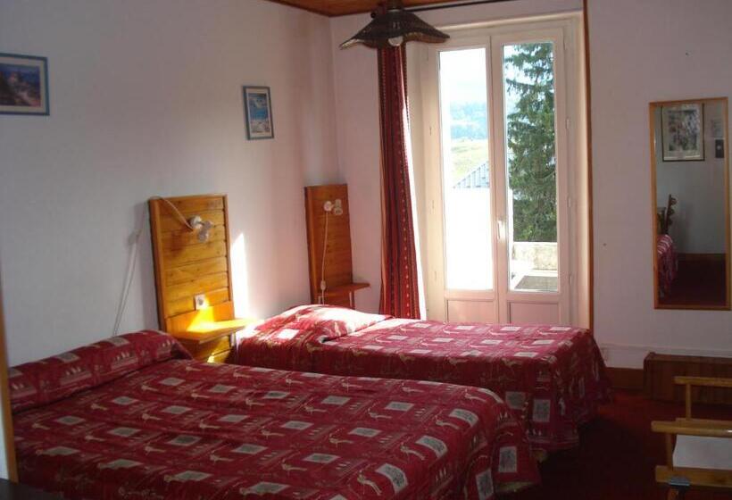 בית מלון כפרי Hôtel Du Centre